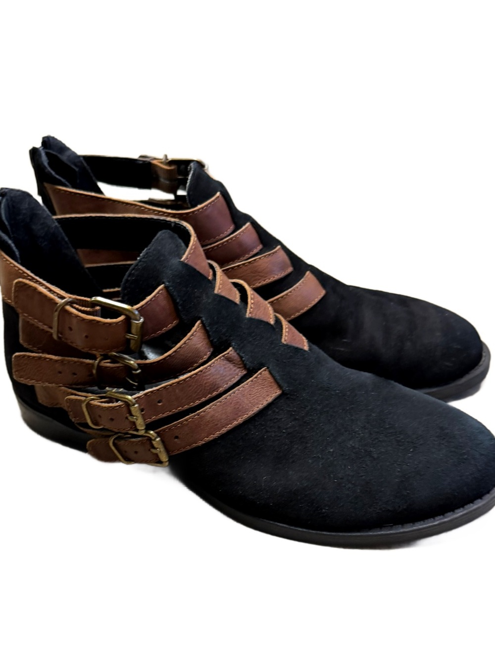 Bella Vita Ronan Suede Buckle Booties - Black/Brown - Size 9M Boho Fall Fashion